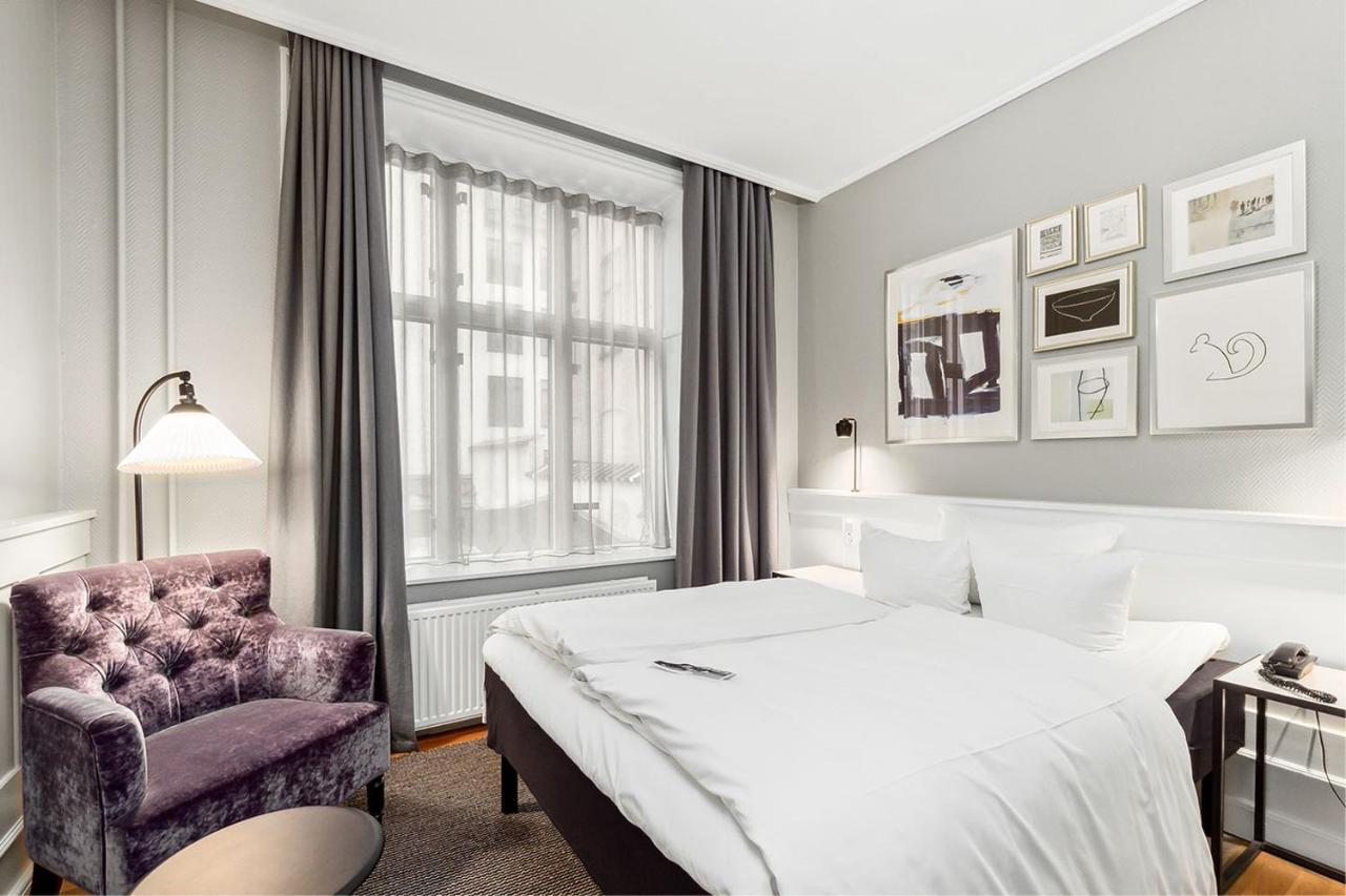 Small Double Room,1338520436:JPEG